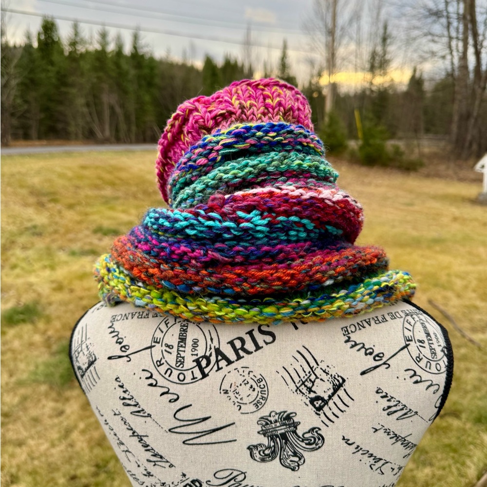 Hand Crafted Multicolor Knit Wrap - Picture 7 of 17